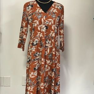 Love Sadie Women’s Elbow Sleeve Maxi Floral Dress